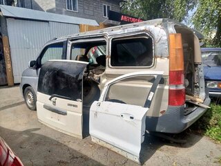 2002 Honda Stepwgn II, серый, 299999 рублей, вид 4