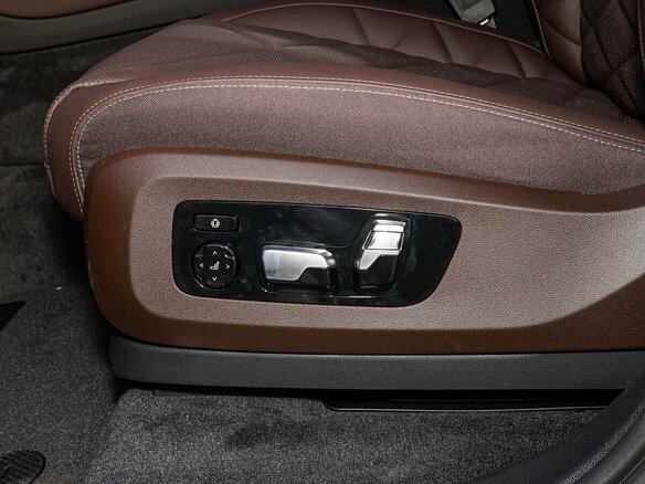 2026 BMW X5 Long 30Li IV (G05/G18) Рестайлинг, синий, 9100000 рублей - вид 18