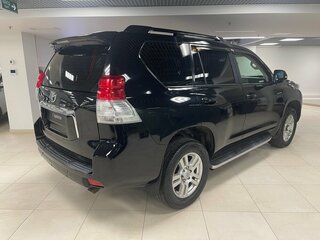 2009 Toyota Land Cruiser Prado 150 Series, чёрный, 3000000 рублей, вид 2