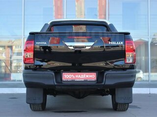 2021 Toyota Hilux VIII Рестайлинг 2, чёрный, 5365000 рублей, вид 4
