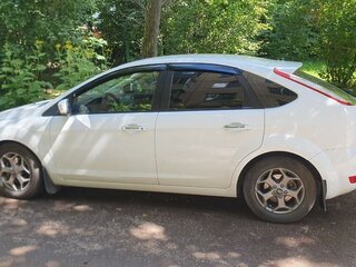 2010 Ford Focus II Рестайлинг, белый, 600000 рублей, вид 4