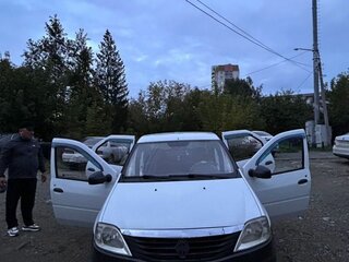 2012 Renault Logan I Рестайлинг, белый, 230000 рублей, вид 5