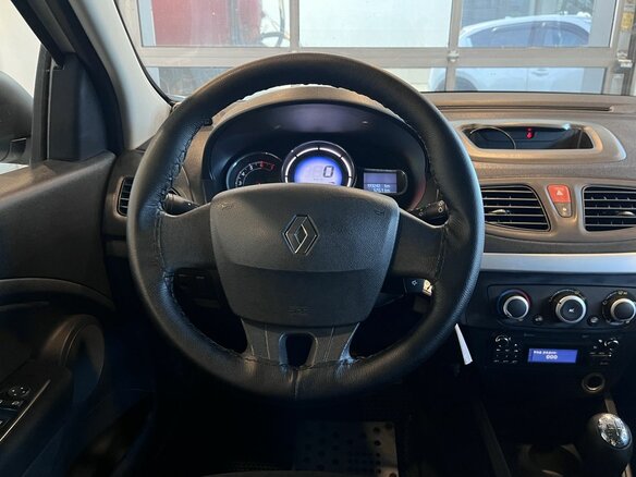 2014 Renault Fluence I Рестайлинг, белый - вид 10
