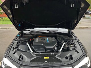 2019 BMW 5 серии 530e VII (G30/G31/G38), чёрный, 4300000 рублей, вид 2