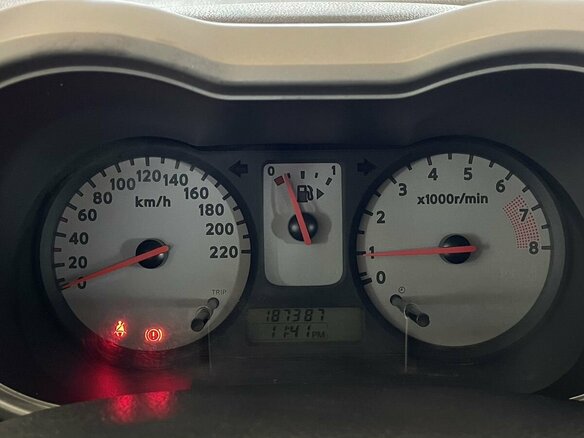 2008 Nissan Note I, серый, 600000 рублей - вид 13
