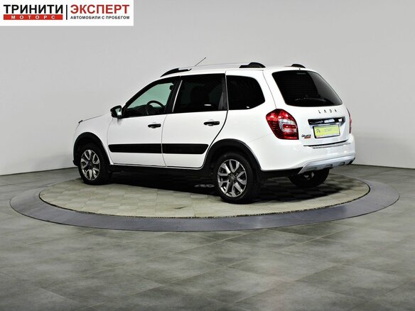 2023 Lada (ВАЗ) Granta Cross I Рестайлинг, белый, 894000 рублей - вид 6