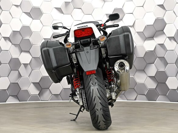 2010 Honda CB 1300, белый, 799000 рублей - вид 5