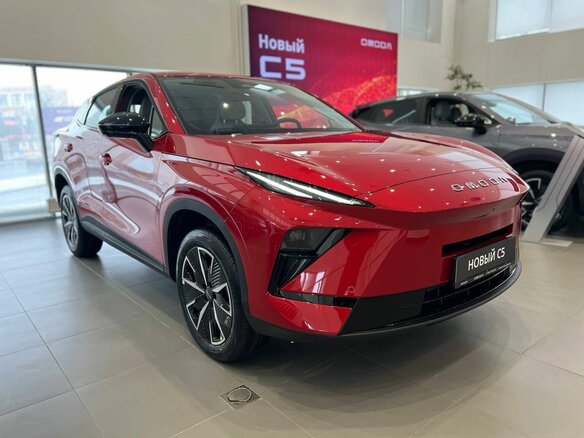 2026 Omoda C5 II, красный, 2602710 рублей - вид 2