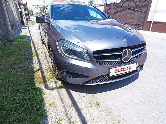 2013 Mercedes-Benz A-Класс 180 CDI III (W176), серый - вид 3