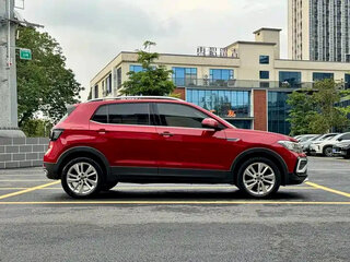 2022 Volkswagen T-Cross I (China Market), красный, 1700000 рублей, вид 2