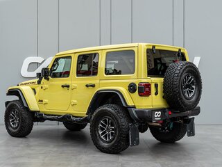 2024 Jeep Wrangler IV (JL) Рестайлинг, жёлтый, 9380000 рублей, вид 2