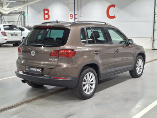 2015 Volkswagen Tiguan I Рестайлинг, коричневый, 1550000 рублей, вид 5