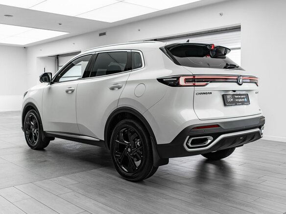 2026 Changan UNI-S I Рестайлинг, белый, 3249900 рублей - вид 11