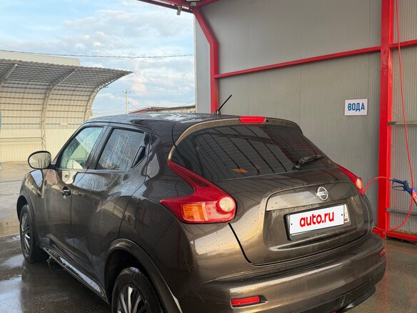 2013 Nissan Juke I, коричневый, 930000 рублей - вид 2