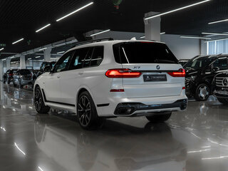 2020 BMW X7 30d I (G07), белый, 7750000 рублей, вид 4