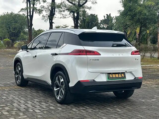 2024 Aion V Plus 72.1 kWh, белый, 1571008 рублей, вид 5