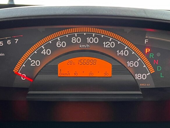 2010 Honda Freed I, серый, 950000 рублей - вид 17