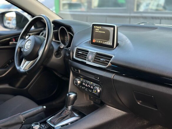 2013 Mazda 3 III (BM), белый, 999000 рублей - вид 10