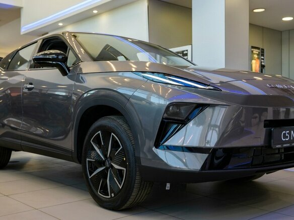 2026 Omoda C5 II, серый, 2325510 рублей - вид 1