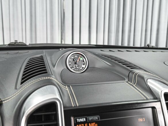 2014 Porsche Cayenne S Diesel II (958), чёрный, 3715000 рублей - вид 21