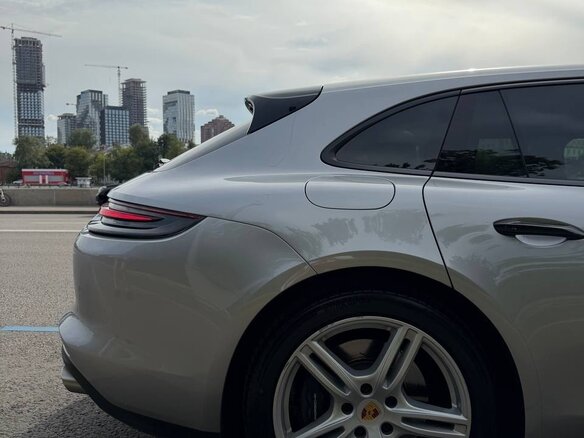2020 Porsche Panamera 4 Sport Turismo II, серый, 4900000 рублей - вид 13