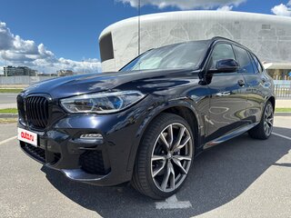 2020 BMW X5 40i IV (G05/G18), чёрный, 6699900 рублей, вид 4