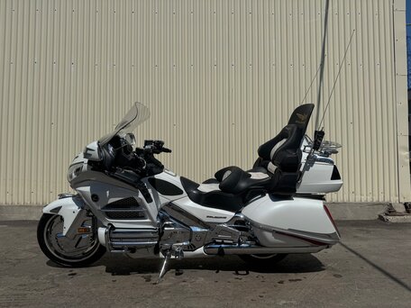 2012 Honda GL 1800 Gold Wing, белый, 1350000 рублей, вид 3