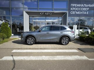 2026 Geely EX5 Гибрид EM-i, серебристый, 3829990 рублей, вид 5