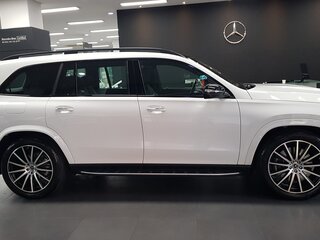 2025 Mercedes-Benz GLS 450 d II (X167) Рестайлинг, белый, 16240000 рублей, вид 4