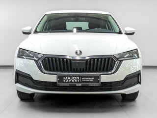 2021 Skoda Octavia IV (A8), белый, 2150000 рублей, вид 2