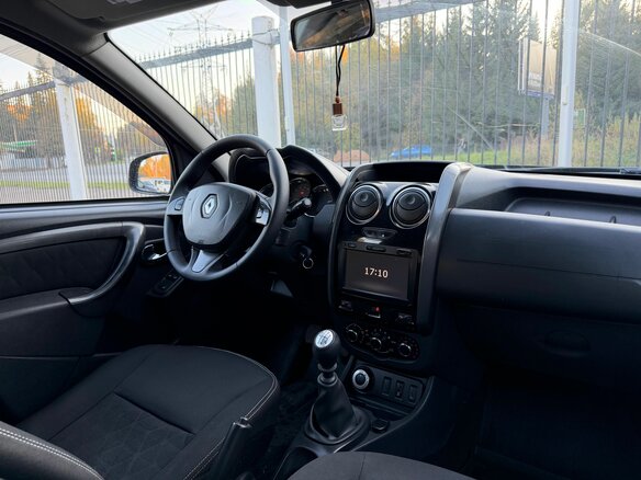 2017 Renault Duster I Рестайлинг, чёрный, 1269000 рублей - вид 8