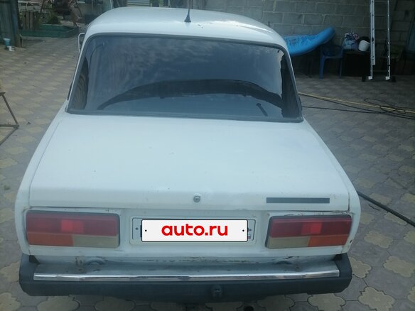 2004 Lada (ВАЗ) 2107, белый, 100000 рублей - вид 2
