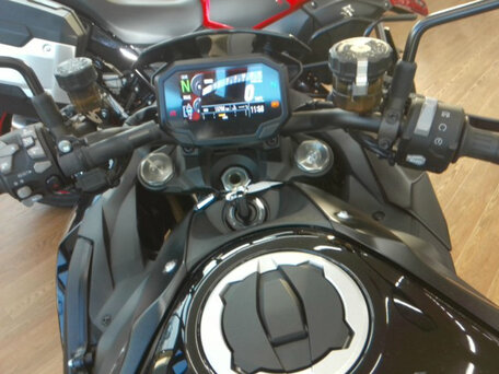2021 Kawasaki Z H2, чёрный, 1280000 рублей, вид 4