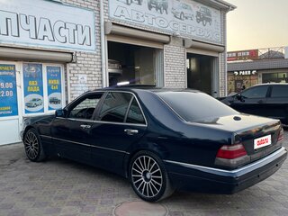1996 Mercedes-Benz S-Класс 320 III (W140) Рестайлинг, синий, 360000 рублей, вид 4