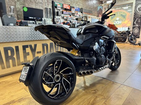 2023 Ducati Diavel V4, чёрный, 2790000 рублей, вид 3