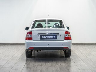 2015 Lada (ВАЗ) Priora I Рестайлинг, белый, 649000 рублей, вид 4