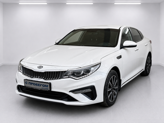 2019 Kia Optima IV Рестайлинг, белый, 1535000 рублей, вид 1