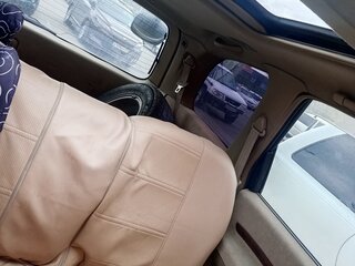 2001 Nissan Presage I, белый, 200000 рублей, вид 5