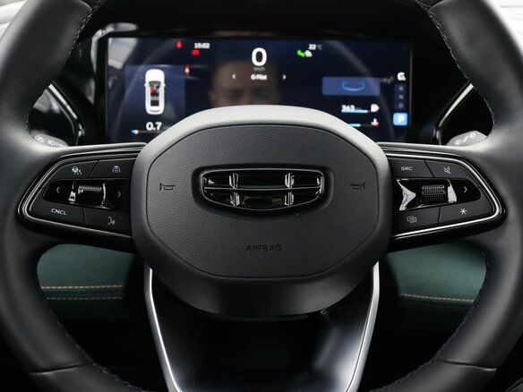 2024 Geely Monjaro I, зелёный, 3670000 рублей - вид 13