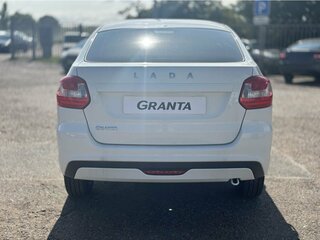 2026 Lada (ВАЗ) Granta I Рестайлинг, белый, 1012000 рублей, вид 4