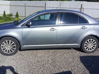 2007 Toyota Avensis II Рестайлинг, серебристый, 555000 рублей, вид 2