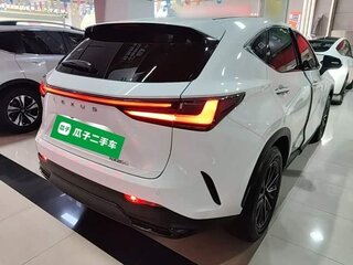 2026 Lexus NX 200 II, белый, 5600000 рублей, вид 2