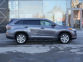 2014 Toyota Highlander III (XU50), серый, 2890000 рублей, вид 4