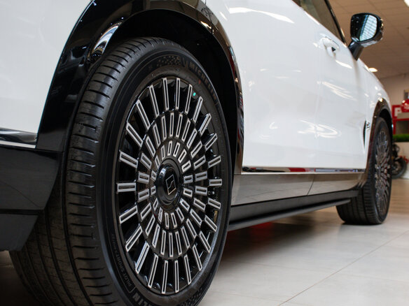 2026 Zeekr 9X 55 kWh (до 3.5 т), белый, 13300000 рублей - вид 12