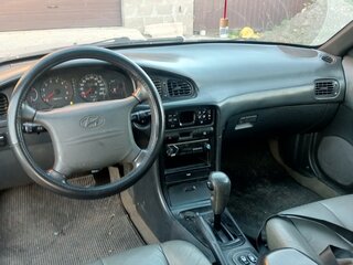 1998 Hyundai Sonata III Рестайлинг, серый, 170000 рублей, вид 5