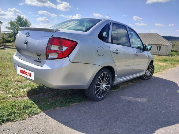 2013 Lada (ВАЗ) Granta I, серебристый, 330000 рублей - вид 1