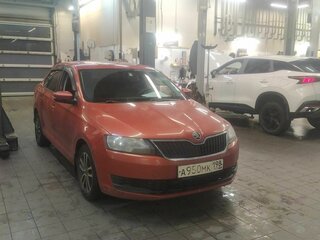 2018 Skoda Rapid I Рестайлинг, оранжевый, 950000 рублей, вид 2