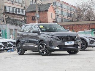 2026 Peugeot 5008 II Рестайлинг, серый, 2837000 рублей, вид 4