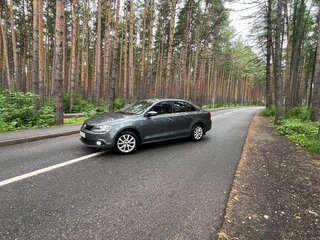2012 Volkswagen Jetta VI, серый, 820000 рублей, вид 3
