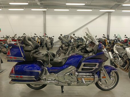 2003 Honda GL 1800 Gold Wing, синий, 930000 рублей, вид 2